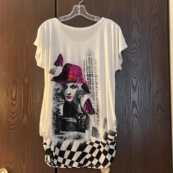 Brand Removed long sheer blouse of a lady and butterfly on the front. Size M/L - Picture 8 of 12